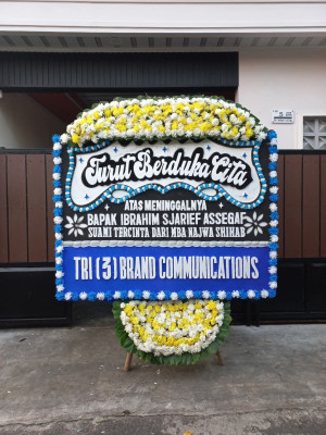 Papan Bunga Duka di Cikahuripan